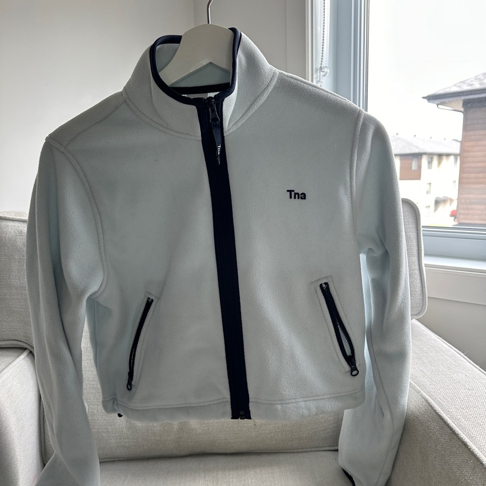 Aritzia TNA zip up sweater - Picture 2 of 6
